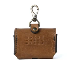 Moore & Giles RECLAIMED AIRPOD CASE V2 HEIRLOOM OAK